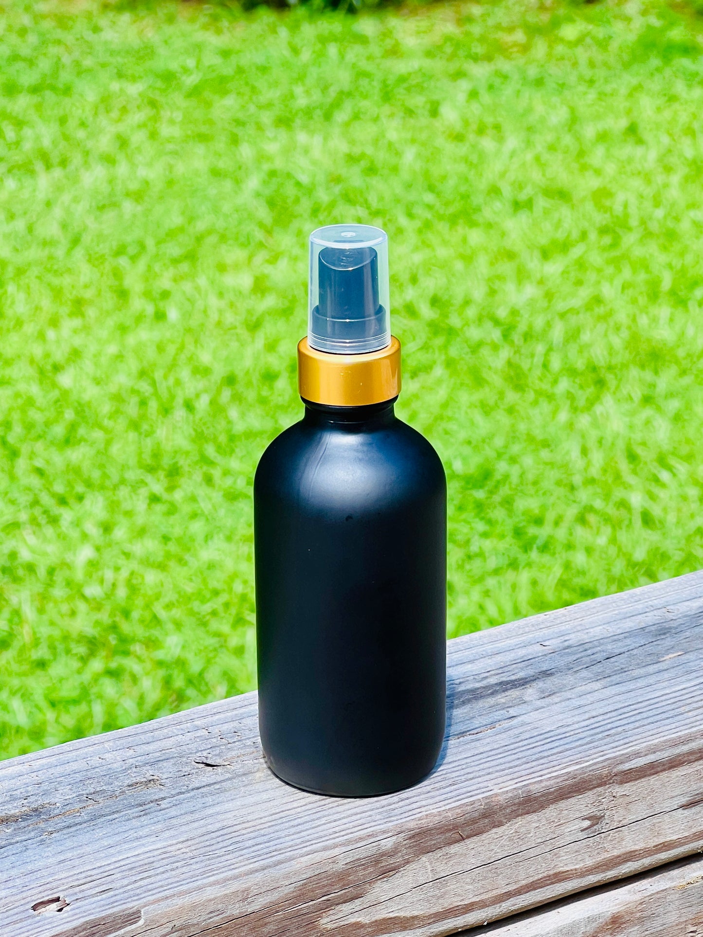 ✨ The Royal Home Set – 2 Candles + 1 Room Spray